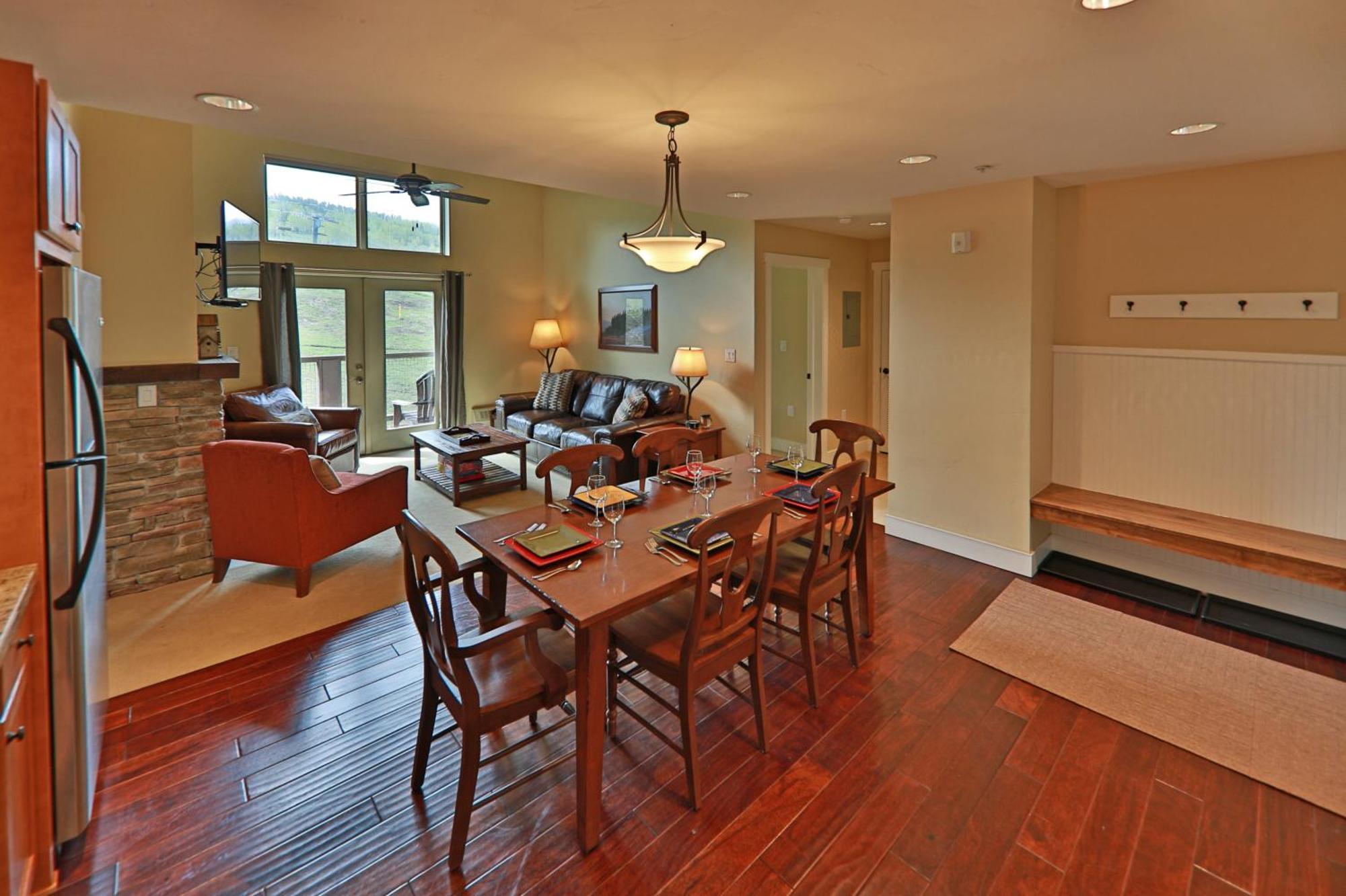 Basecamp Villa Granby Room photo